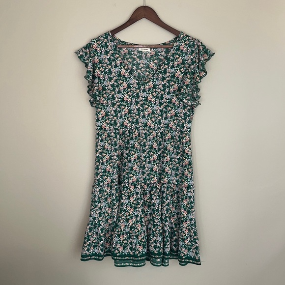 Flowy green floral dress - Picture 1 of 9